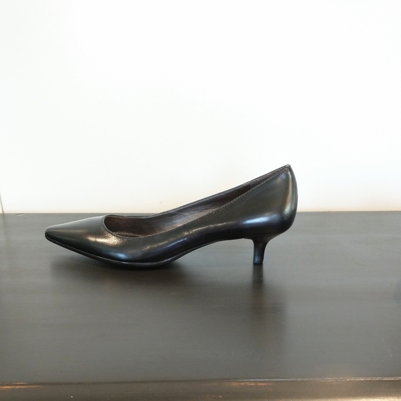 Black Heels - Calvin Klein Diema, Sizes 6.5 - NWOB - Picture 7 of 10